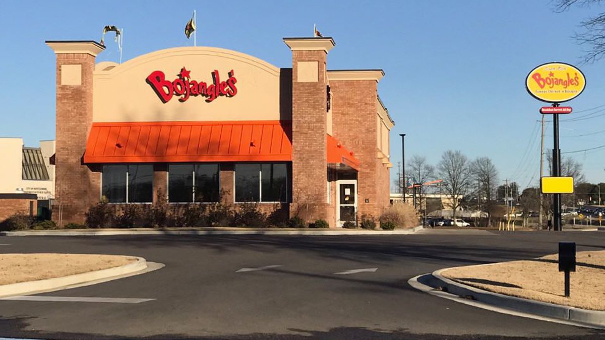 what time does bojangles stop serving breakfast
